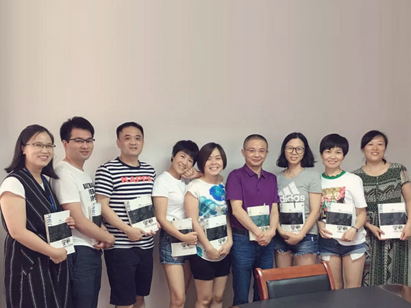 【堅(jiān)持成習(xí)慣，習(xí)慣成優(yōu)秀】——《智者的頓悟》讀書分享會(huì)